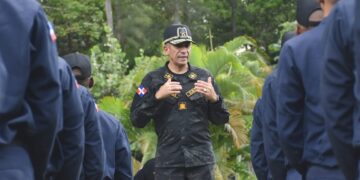 DNCD ingresa 90 aspirantes agentes antinarcóticos y binomios caninos