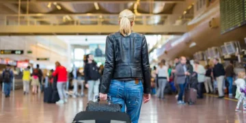 Eliminan pago de 10 dólares a pasajeros dominicanos