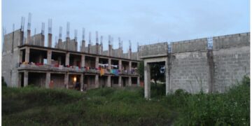 Dirección General de Migración intervino escuela en construcción ocupada por Nacionales Haitianos ilegales