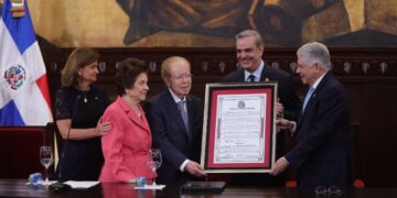 Senado reconoce a José Luis Corripio (Don Pepín) por aportes a la cultura, libertad de expresión y derechos humanos