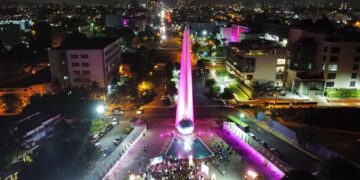 Monumentos del Distrito se iluminan de rosa por lucha contra Cáncer de Mama