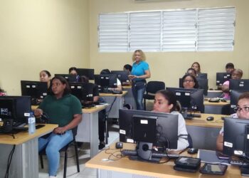 Director CTC dispone espacios y equipos CTC al servicio del X Censo Nacional