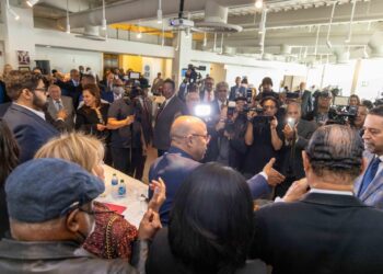 Cámara de Diputados promoverá la creación de iniciativas a favor de la comunidad dominicana en el exterior