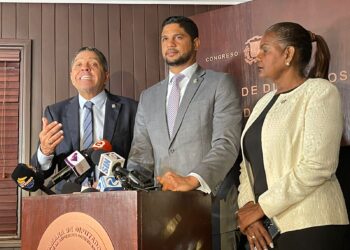 Diputado Gustavo Lara somete proyecto de Ley que crea una Zona Especial de Desarrollo Industrial en beneficio de San Cristóbal.