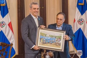 Gobierno junto a Hábitat Dominicana y FICEM sustituirán 10 mil pisos de tierra por concreto en todo el país