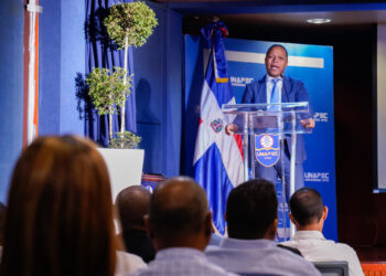 Milton Morrison diserta sobre la realidad eléctrica dominicana; cita las confusiones, intereses y debates en el sector