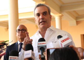 Presidente Abinader califica como inaceptables e irresponsables las declaraciones de alto comisionado de la ONU sobre deportaciones de haitianos