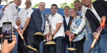 Wellington Arnaud, director del INAPA, deja iniciados trabajos acueducto de Navarrete, tras 20 años de luchas sociales