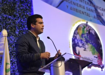 Wellington Arnaud asegura dos millones más de dominicanos recibe agua potable