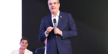 Presidente Abinader encabeza presentación plan maestro proyecto Punta Bergantín para relanzamiento Puerto Plata