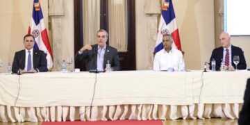 Gobierno afirma el 2022 se caracterizó por buen manejo de las finanzas públicas y sólido crecimiento económico