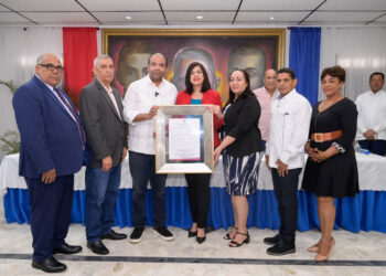 Salcedo declara Hijo Distinguido a Samuel Pereyra