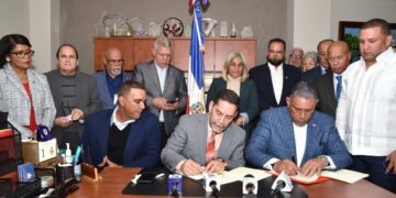 Promesa cumplida : Gobierno abrió nueva oficina en Nueva York para facilitar trámites de armas de fuego