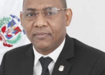 Diputado Carlos Sánchez renuncia del PLD; otros se irían en los próximos días