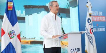 Presidente Abinader inauguró la cañada saneada de Los Rieles en Pantoja con una inversión superior a los RD$285 millones