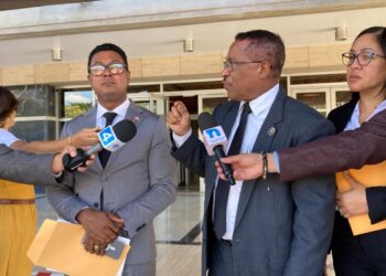 Abogados solicitan a la Procuraduría ordenar desalojo de invasores de terrenos en Los Frailes de SDE