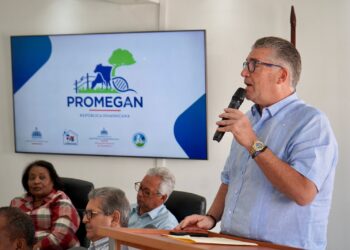 Ganaderos suplen al desayuno escolar más de 300 mil litros de leche por día