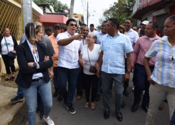 Director de la  CAASD Fellito Suberví supervisó la culminación de obras reclamadas por décadas por moradores de Santo Domingo Norte