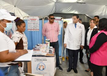 MISPAS refuerza acciones contra cólera en Villa Liberación y El Almirante, pide a comunitarios inmunizarse