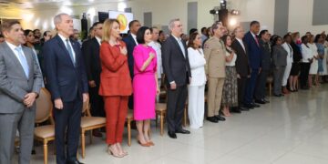 Presidente Abinader ratifica compromiso con ley previene violencia contra la mujer