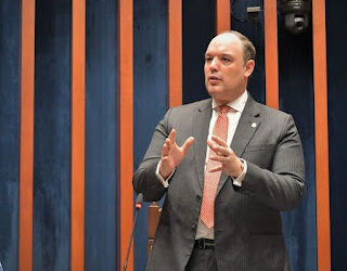 Senador José del Castillo pide mayor atención al Ministerio de Medio Ambiente para la provincia de Barahona