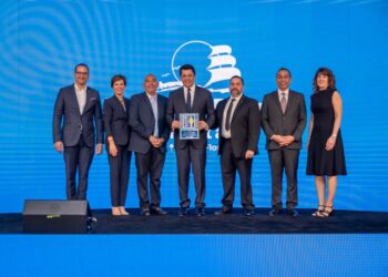 Federacion de cruceros de Florida y el caribe reconoce a Collado