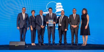 Federacion de cruceros de Florida y el caribe reconoce a Collado