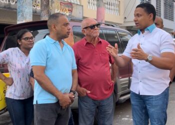 Diputado Elías Matos agradece a la CAASD soluciones al alcantarillado sanitario del sector 30 de Mayo