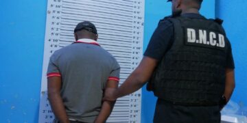 Detienen hombre ligado a decomiso de mas de una tonelada de cocaína en Barahona