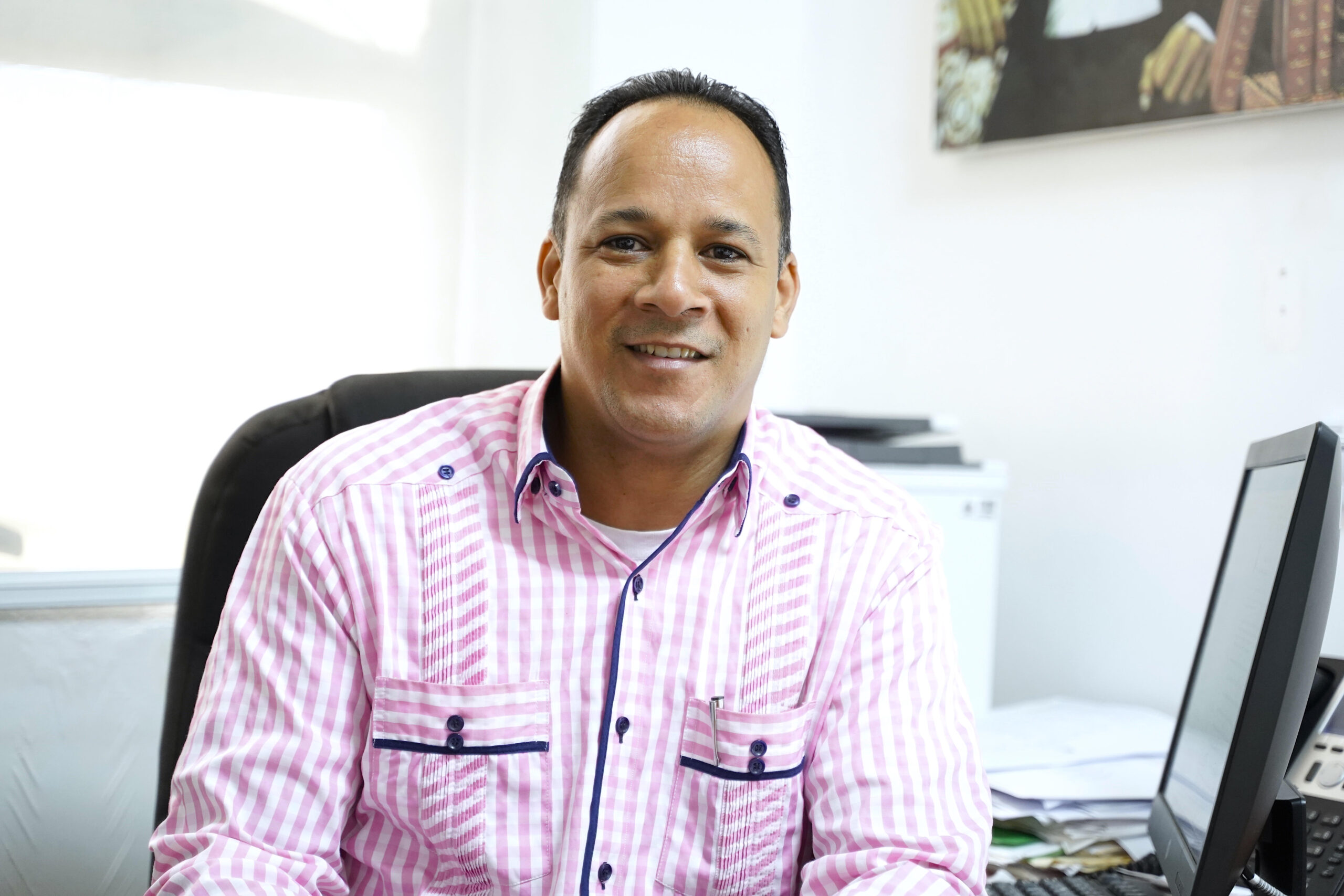 El MINERD afirma que distribuye miles de libros y recursos educativos depositados en sus almacenes