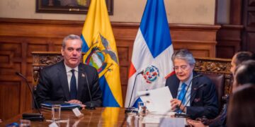 Presidente Abinader se reúne con su homólogo Lasso en el Palacio Presidencial