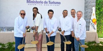 Turismo inicia reconstrucción de la vía Domingo Maíz y su interconexión a la avenida Punta Cana, a un costo de RD$184 millones.