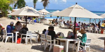 Más de 180 mil turistas visitan el país esta Semana Santa