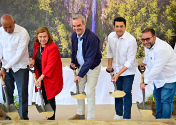 Turismo da inicio a reconstrucción de la vía de acceso carretera Aguas Blancas, a un costo superior a los RD$390 millones