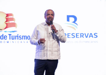 Banco de Reservas y Ministerio de Turismo reconocen al Consejo Directivo de la OMT