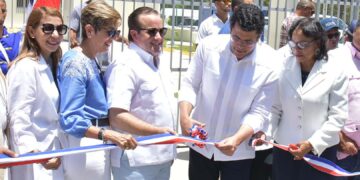 Turismo inaugura centro comunal en Maimón, Puerto Plata