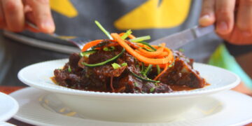 La chivería restaurante invita a celebrar el Dia de las Madres en sus modernas instalaciones y el contacto con la naturaleza