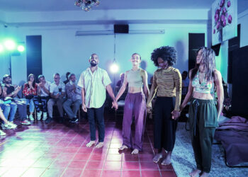 Con espectáculo A-isla-2, Centro Cultural Banreservas celebra Día de laDanza