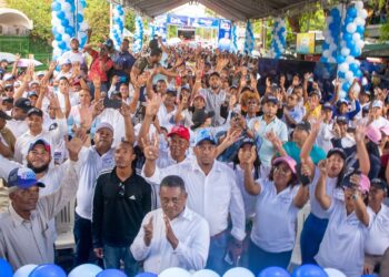 Movimiento Luis 4 entrega 6 mil nuevos inscritos en Neyba