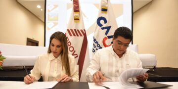 CAASD y ACOPROVI firman acuerdo para mejorar redes distribución de agua en GSD