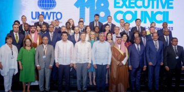 Collado llama a los ministros de turismo de la OMT a buscar una solución conjunta al tema del Sargazo