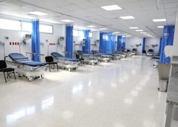 Presidente Abinader inaugura remozada área de emergencia del Hospital Robert Read Cabral