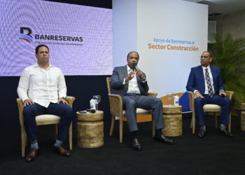 Banreservas respalda sector construcción con financiamientos por RD$15,800 millonesBanreservas respalda sector construcción con financiamientos