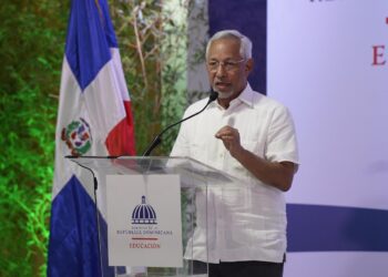 Ministerio de Educación recibe primera partida de libros de textos para ser utilizados en el próximo año escolar