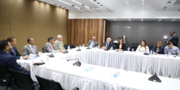 Diputados socializan proyecto de ley de alquileres de bienes y desahucio con Banco Agrícola y Acoprovi