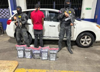 Ocupan en Puerto Don Diego 30 paquetes presumiblemente de cocaína