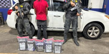 Ocupan en Puerto Don Diego 30 paquetes presumiblemente de cocaína