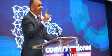 Indotel revela incremento en los niveles de conectividad fija y móvil en la República Dominicana un aumento de un 24% en uso de internet móvil en RD