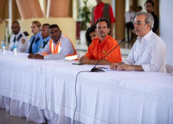 Presidente Abinader recorre durante dos días cuatro provincias del Cibao, inaugura catorce obras