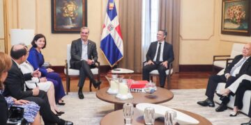 Presidente Abinader recibe en Palacio a presidentes de las Cortes Supremas de Justicia del Consejo Judicial Centroamericano y del Caribe